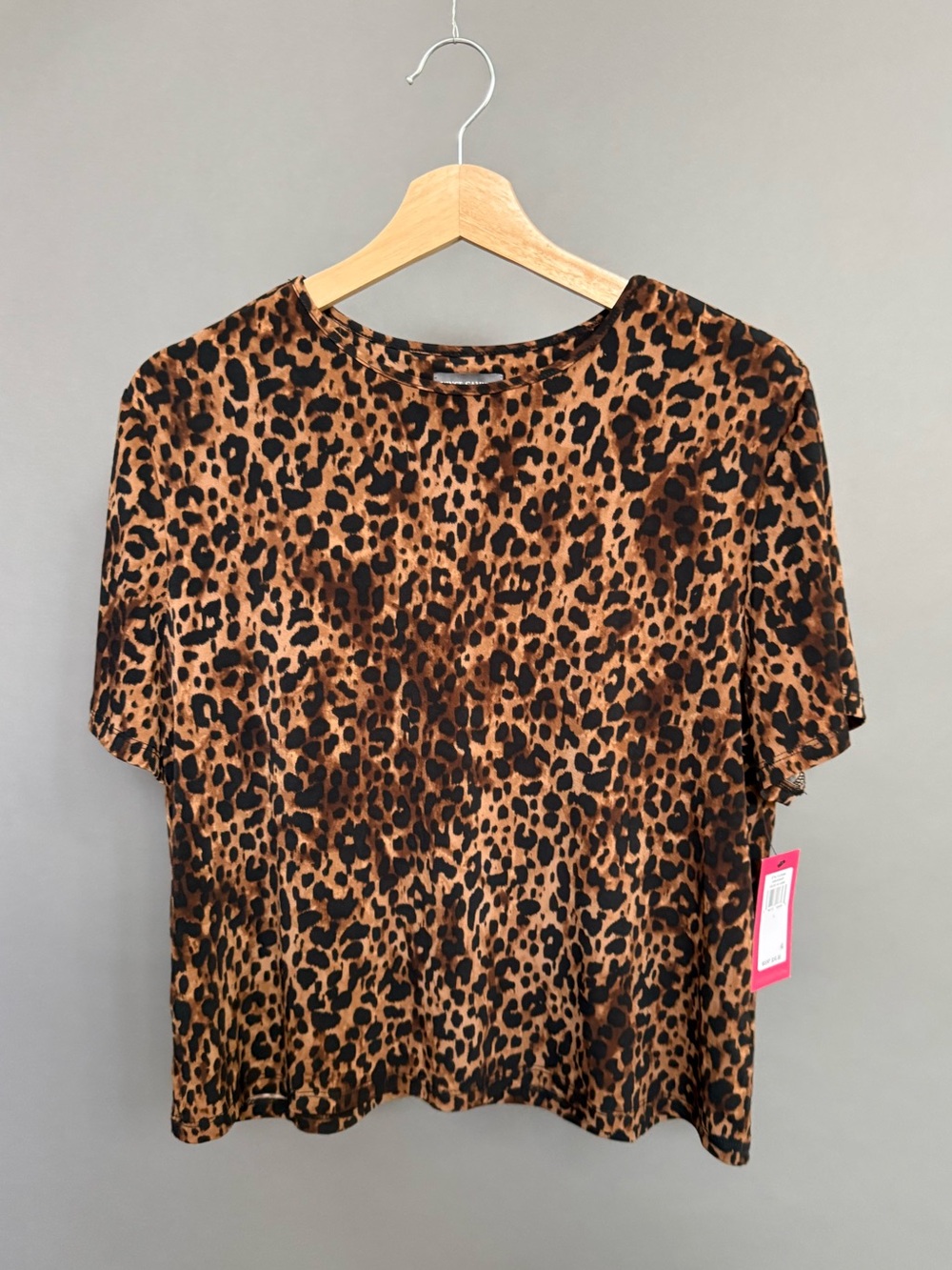 Vince Camuto Anniversary Leopard Print Top Size L NWT